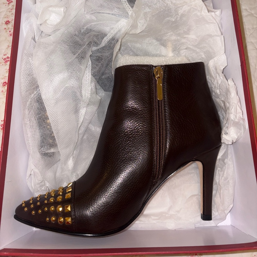 Vaneli Leather Booties